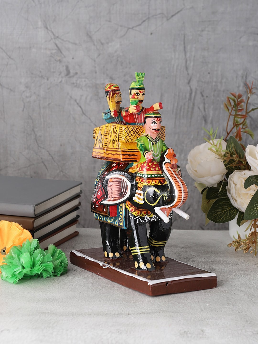 

VarEesha Black & Yellow The King's Ride Wooden Decorative Showpiece