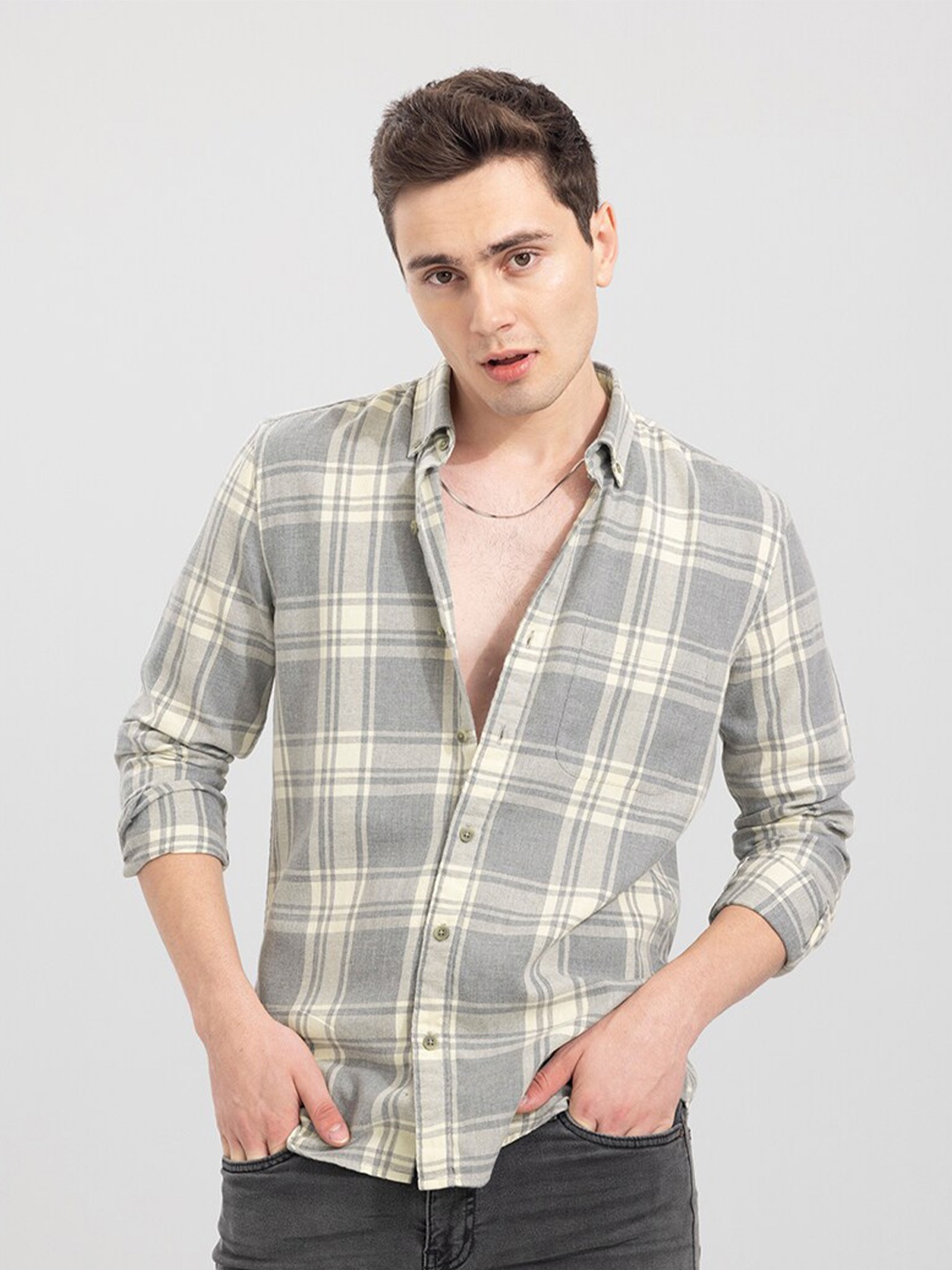 

Snitch Men Tartan Checks Cotton Slim Fit Casual Shirt, Grey