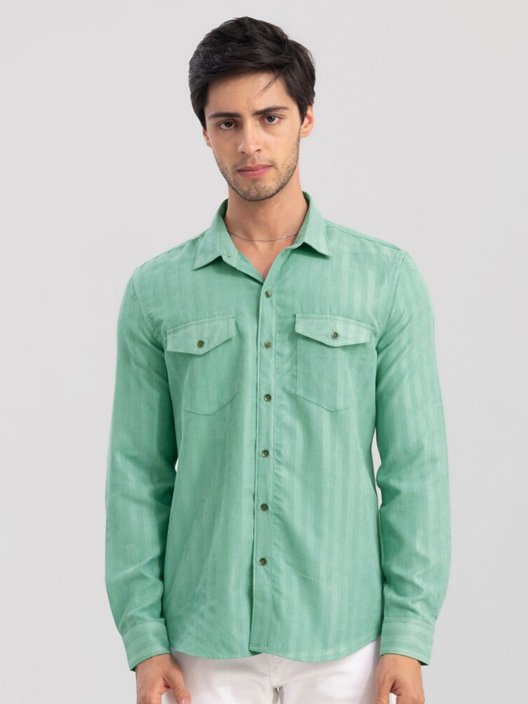 

Snitch Men Striped Slim Fit Casual Cotton Shirt, Green