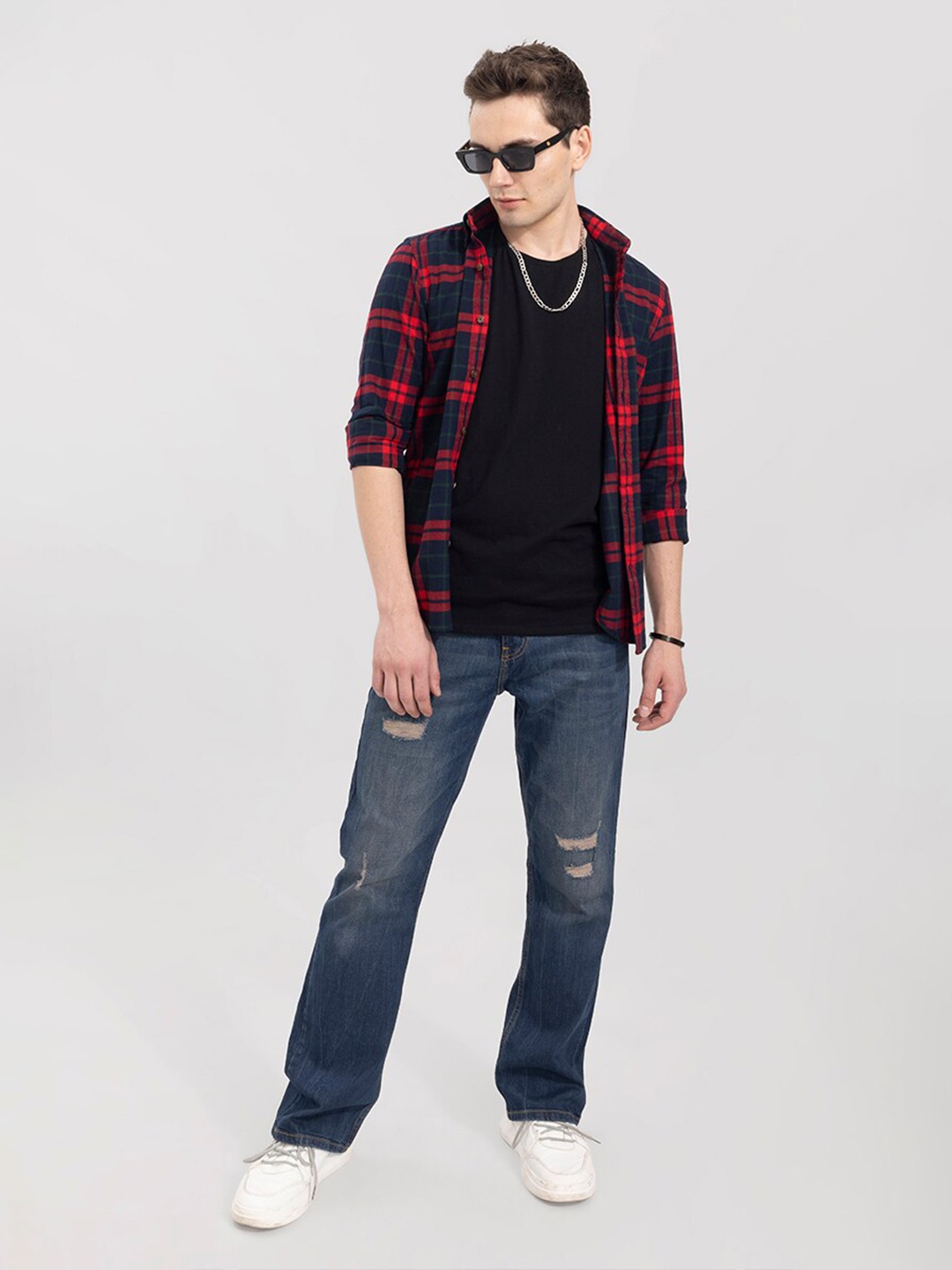 

Snitch Men Tartan Checks Cotton Casual Shirt, Red