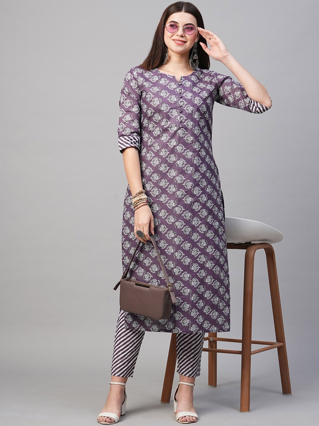 

KALINI Notched Neck Printed Kurta with Trousers, Purple