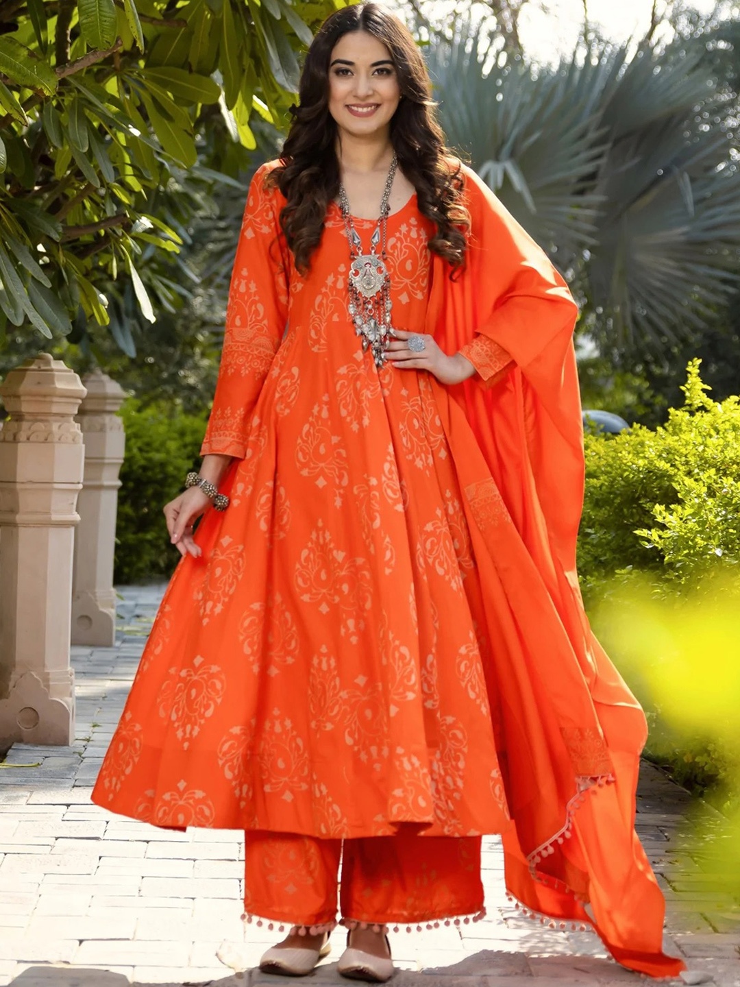 

Rustorange Women Floral Printed Kurta with Trousers & Dupatta, Orange
