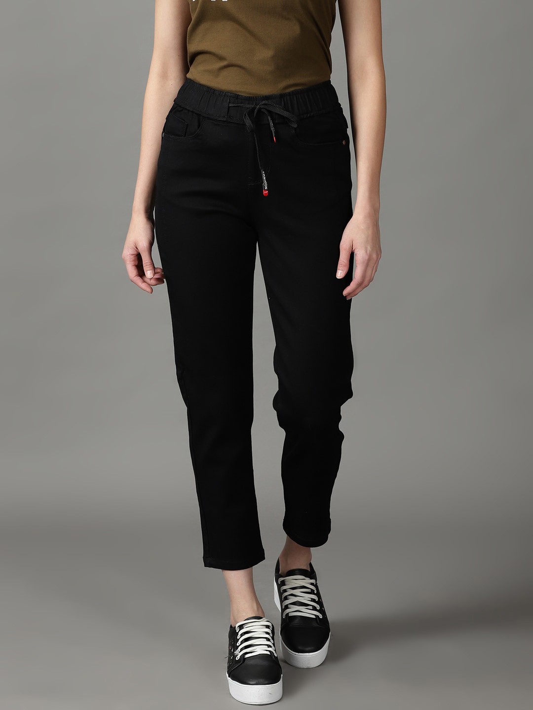 

SHOWOFF Women High-Rise Stretchable Jeans, Black