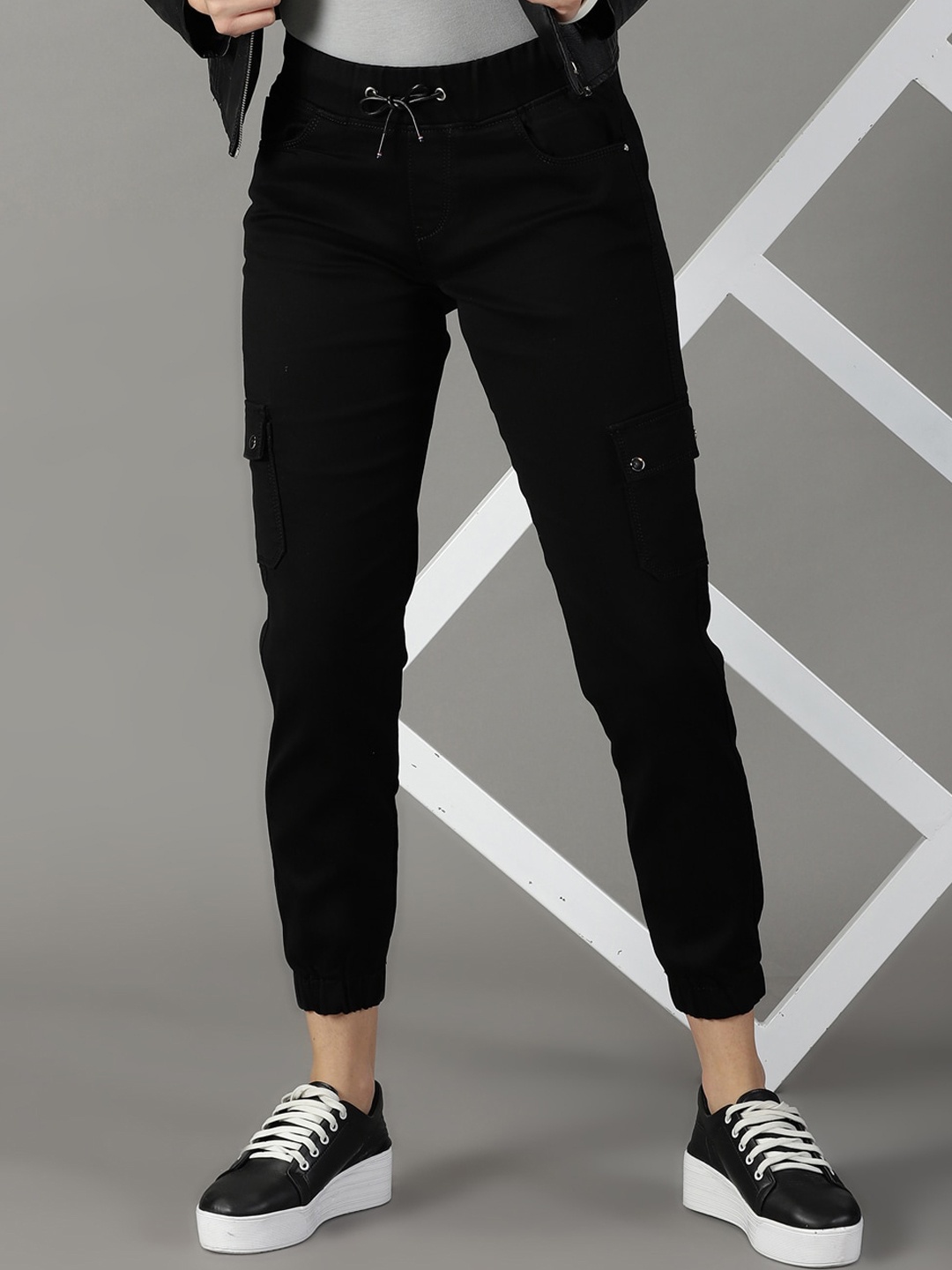 

SHOWOFF Women Jogger High-Rise Stretchable Jeans, Black