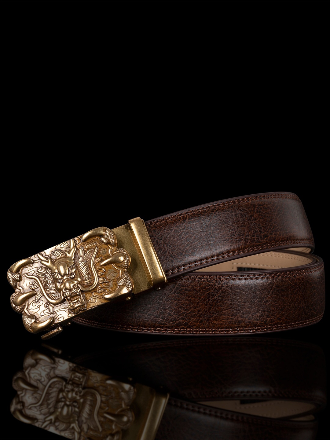 

NAEVE Men Genuine Leather Belt With Textured Buckle, Brown