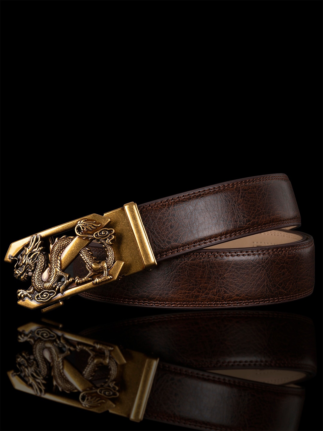 

NAEVE Men Genuine Leather Belt With Textured Buckle, Brown