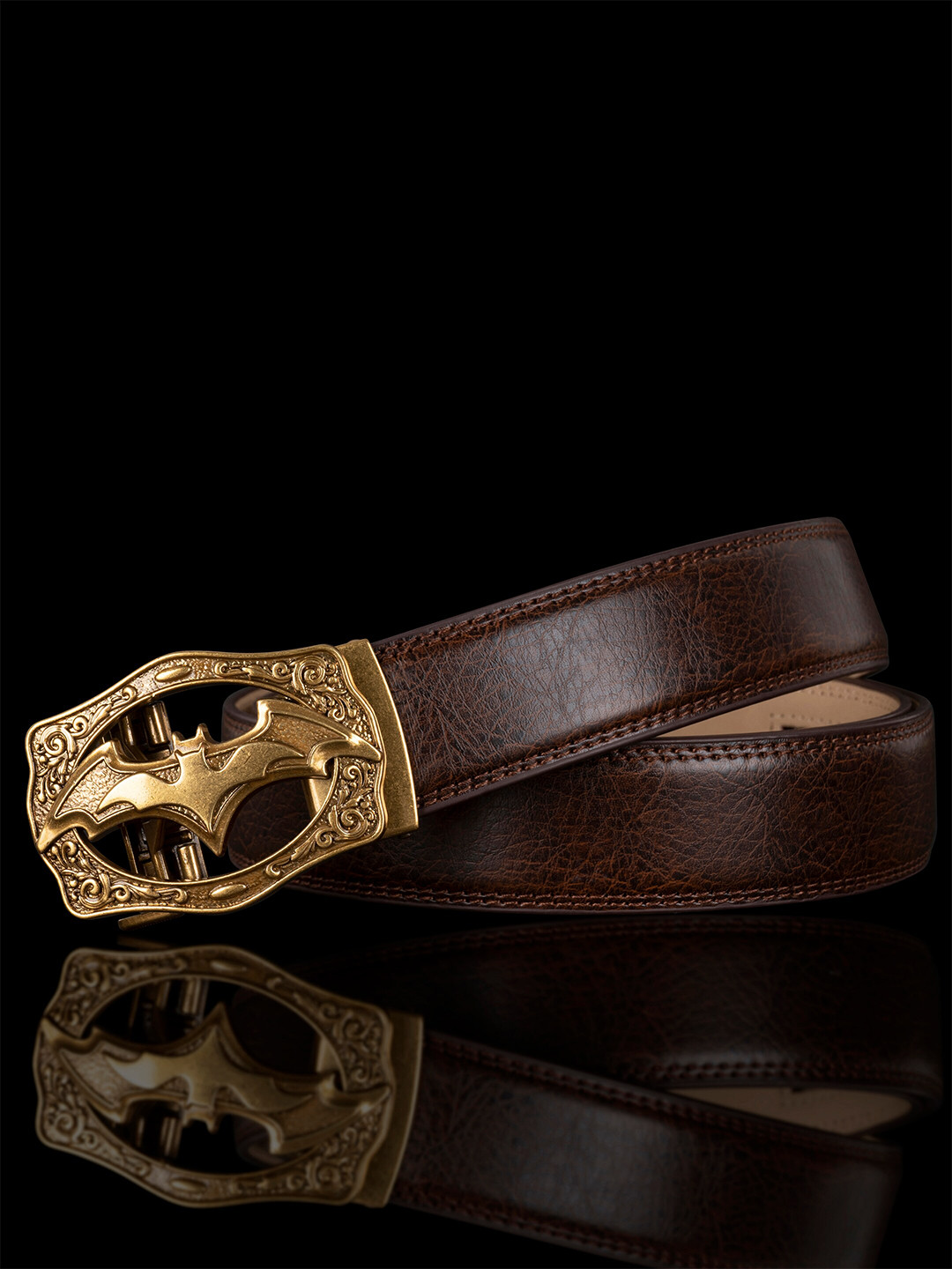 

NAEVE Men Genuine Leather Belt With Textured Buckle, Brown