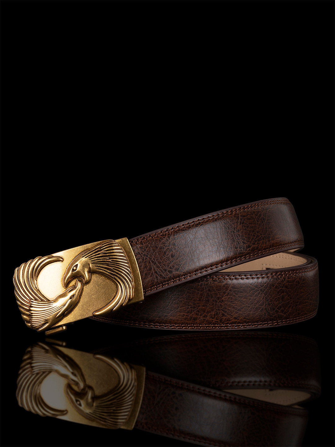 

NAEVE Men Genuine Leather Belt With Textured Buckle, Brown