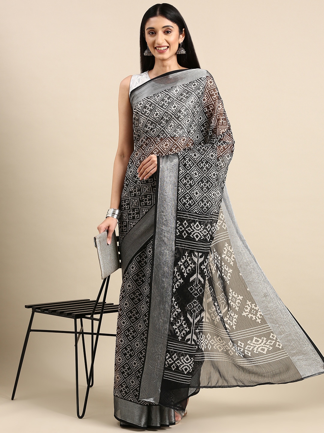 

Anouk Geometric Print Pure Chiffon Saree, Black