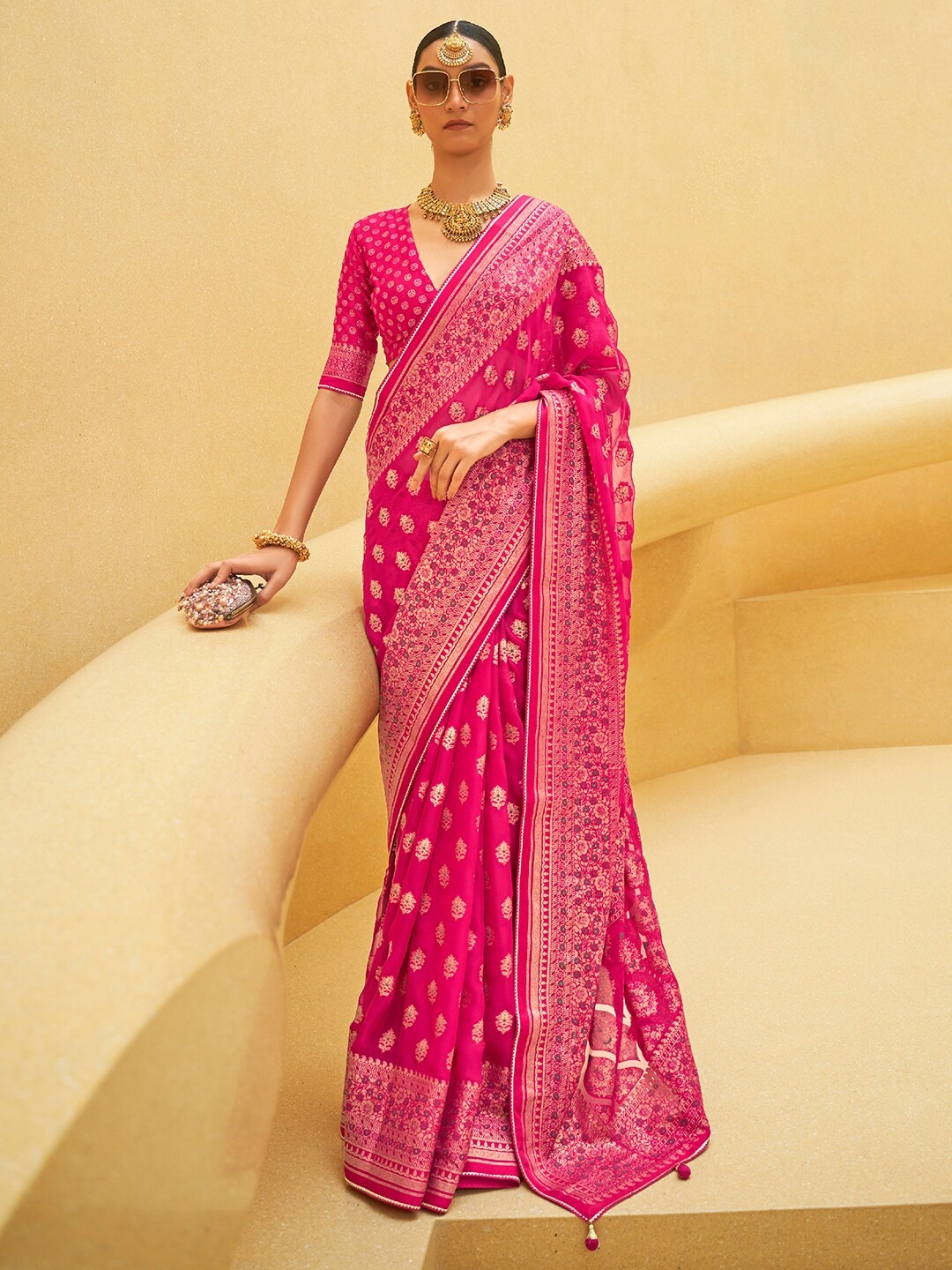 

Anouk Ethnic Motifs Organza Banarasi Saree, Pink