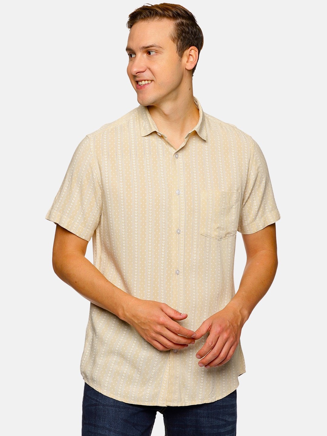 

Tusok Men Striped Casual Shirt, Beige