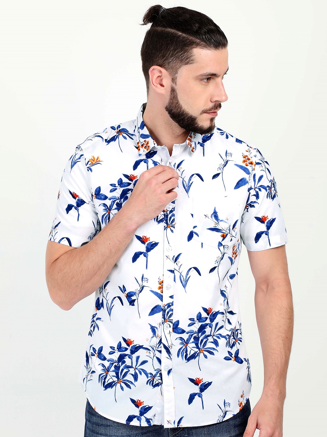 

Tusok Men Smart Floral Printed Casual Shirt, White