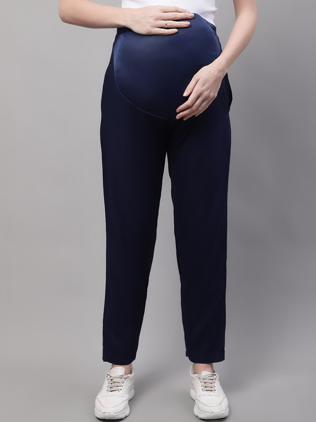 

Moms Maternity Women Relaxed Mom Fit Maternity Trousers, Navy blue