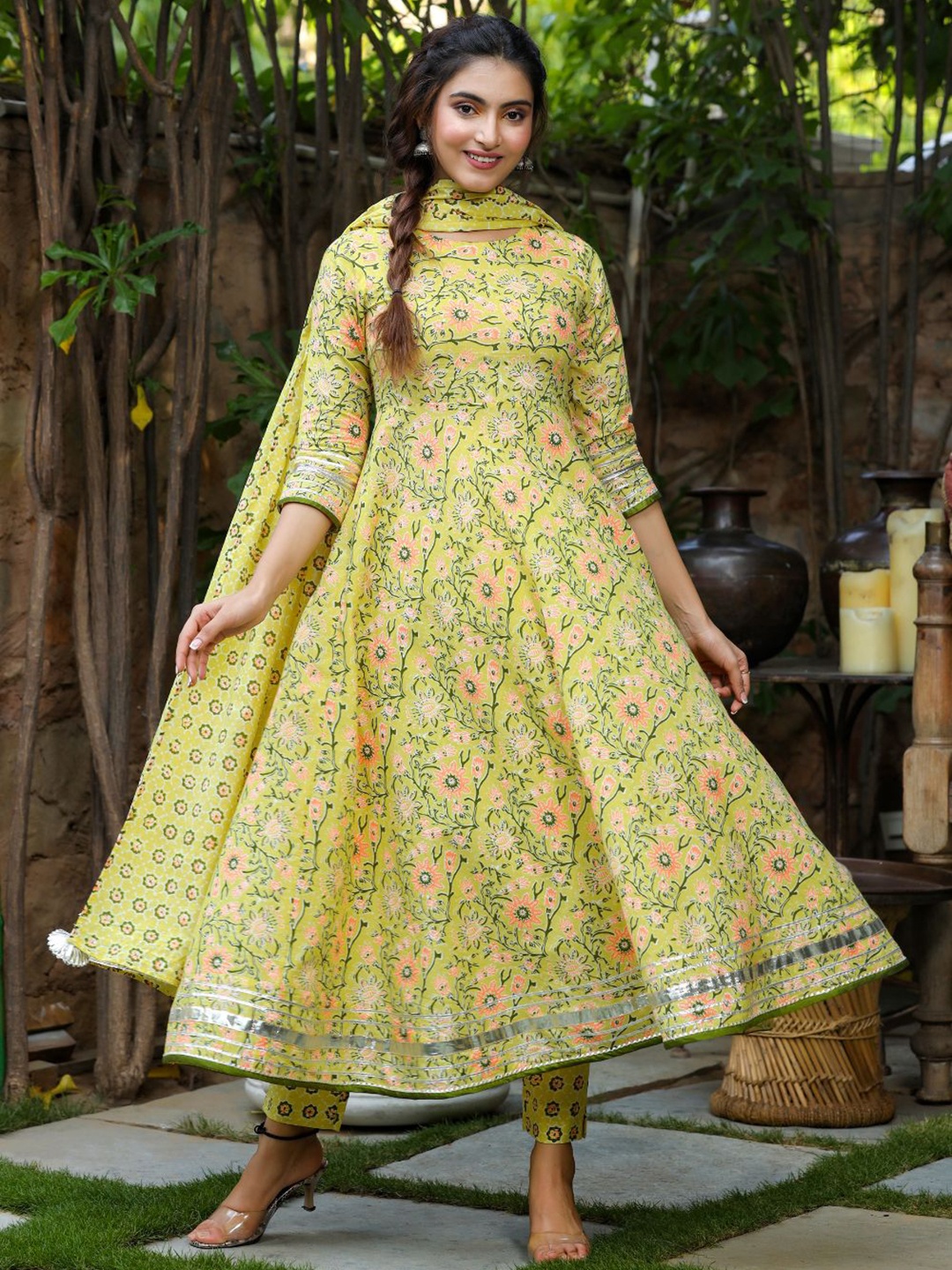 

PINKVILLE JAIPUR Women Printed Gotta Patti Pure Cotton Kurta With Trousers & Dupatta, Yellow