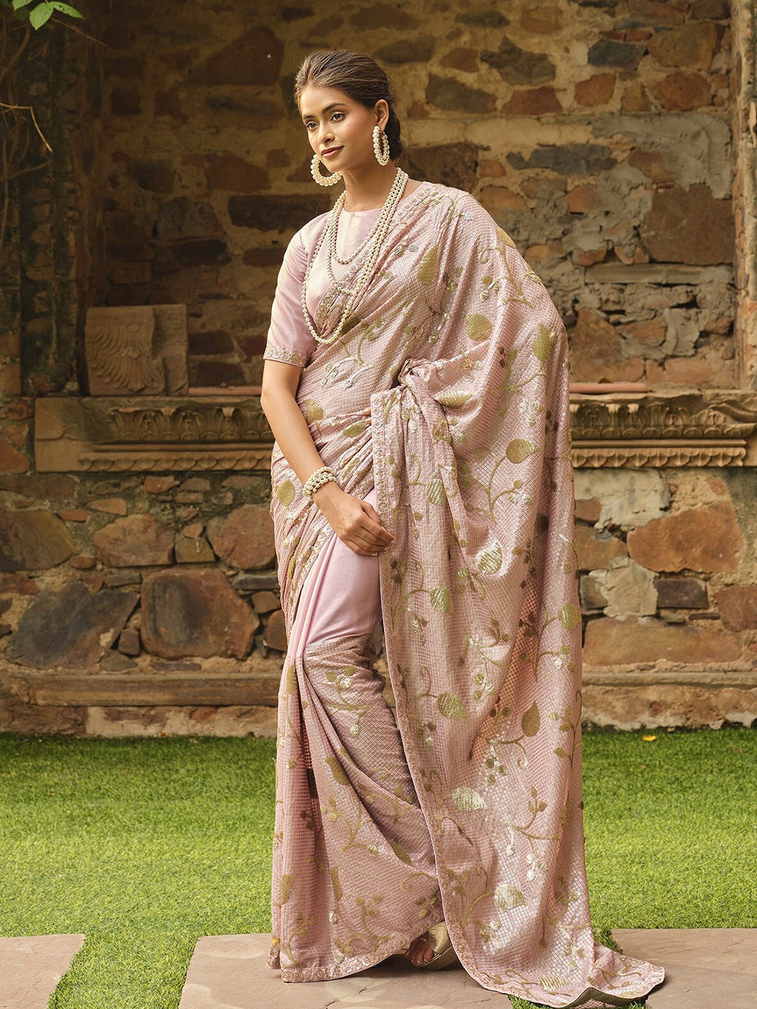 

ODETTE Embellished Sequinned Saree, Peach