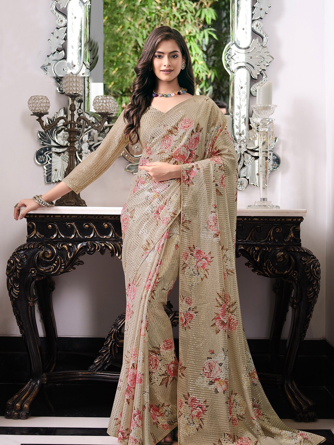 

ODETTE Floral Sequinned Saree, Beige