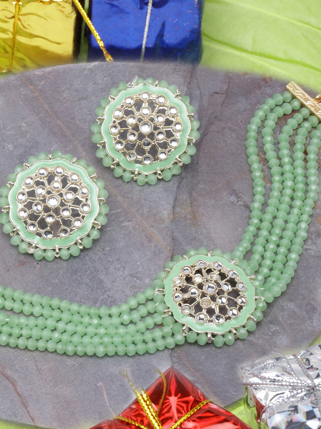 

Anouk Gold-Plated Kundan Studded & Pearls Beaded Jewellery Set, Green