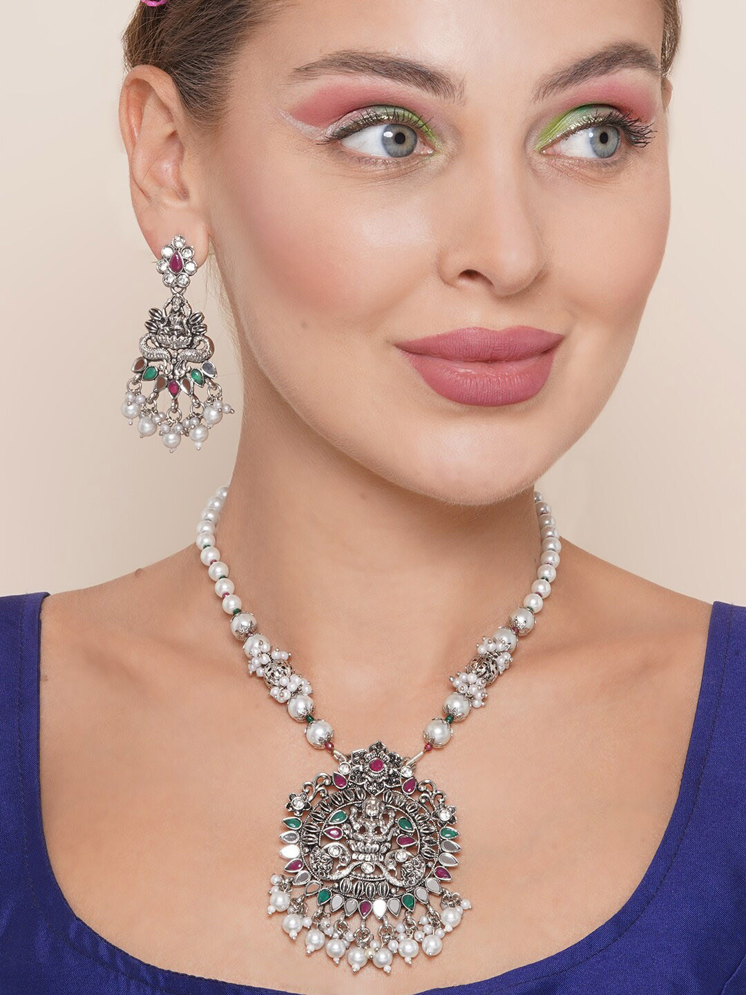 

Anouk Silver-Plated Stone-Studded & Beaded Temple Jewellery Set, Green