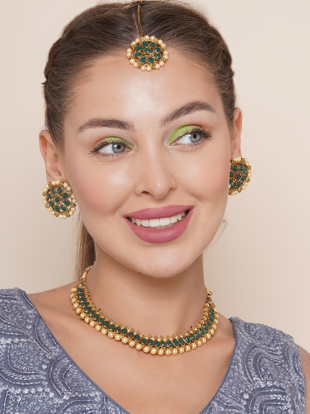 

Anouk Gold-Plated Stone-Studded & Pearl Beaded Jewellery Set