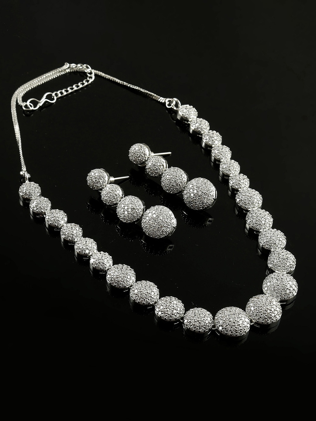 

Jewar Mandi Silver-Plated CZ Studded Necklace with Earrings