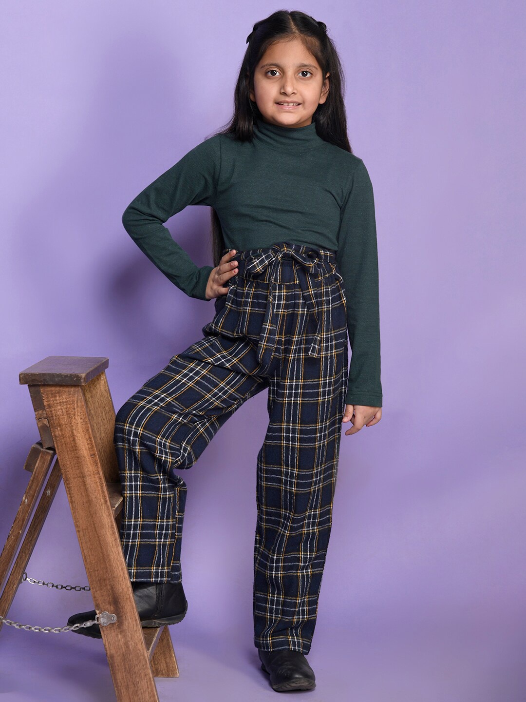 

LilPicks Girls High Neck Long Sleeves Top with Trousers, Green