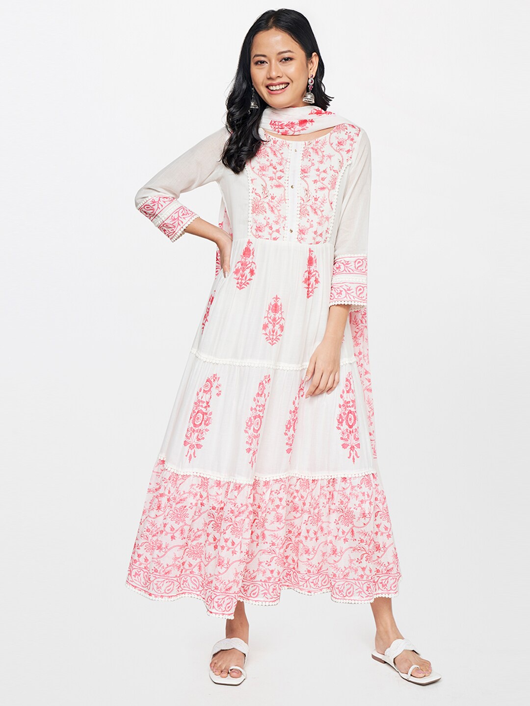 

Global Desi Ethnic Motifs Printed Cotton Anarkali Kurta, White