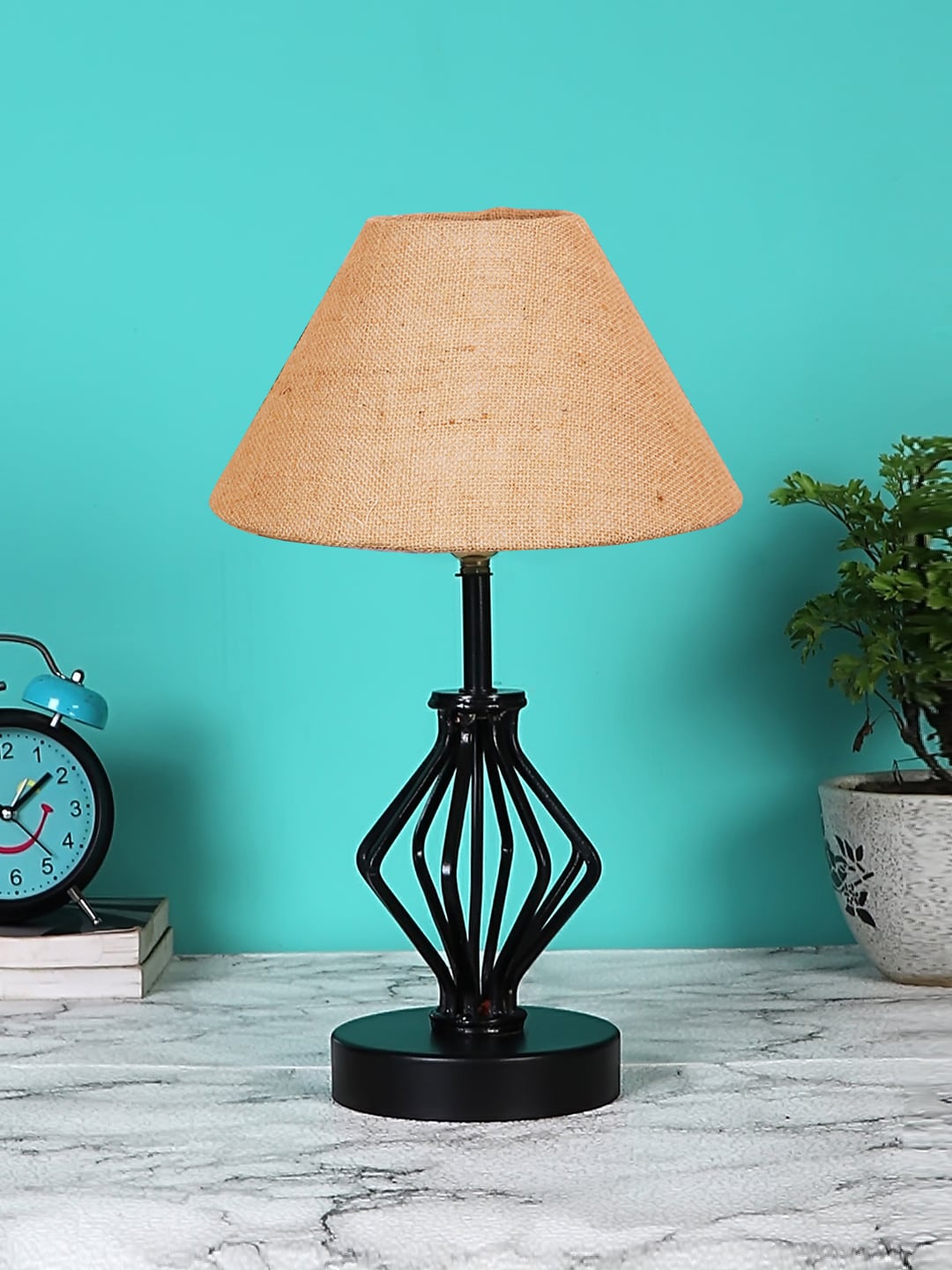 

Devansh Beige & Black Textured Jute Table Lamp With Iron Base