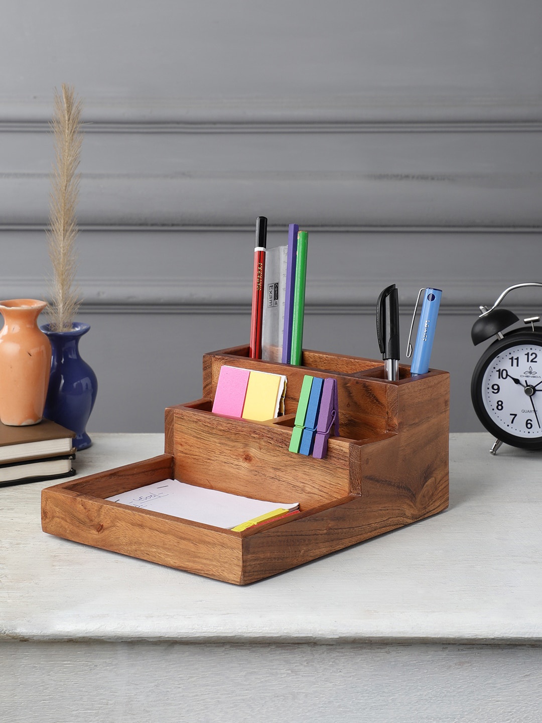 

VarEesha StyleWood Brown Wooden Staircase Desk Organiser