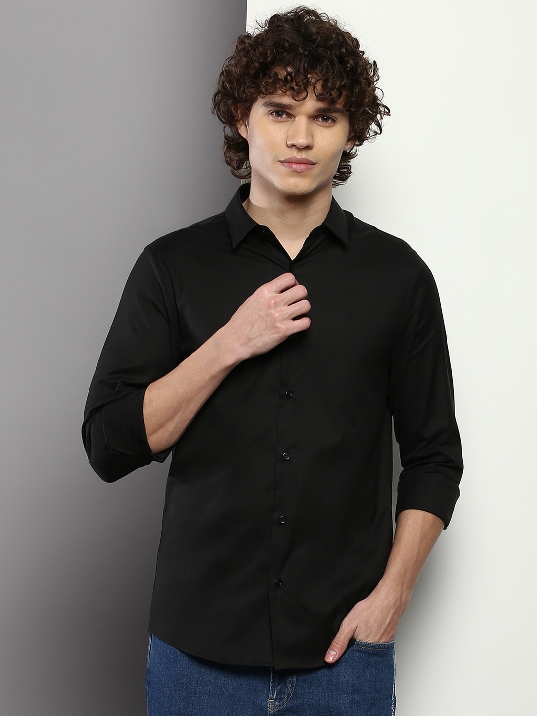 

Calvin Klein Jeans Men Spread Collar Slim Fit Casual Cotton Shirt, Black