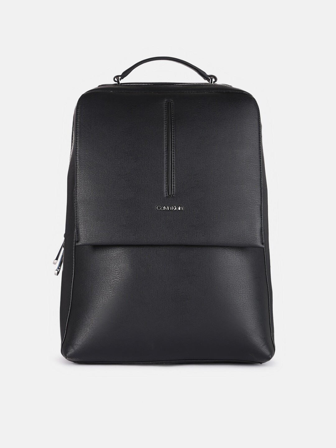 

Calvin Klein Jeans Men Solid Backpack, Black