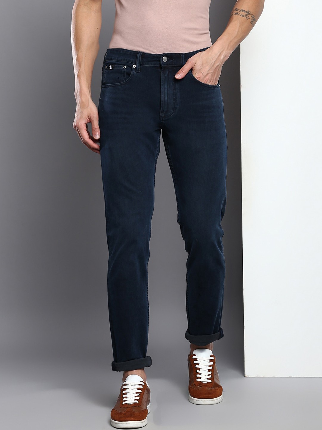 

Calvin Klein Jeans Men Tapered Fit Jeans, Navy blue