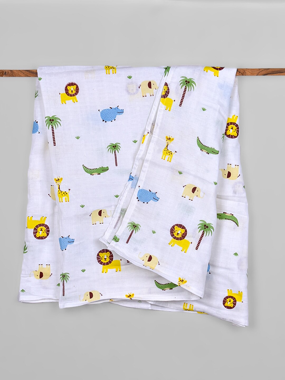 

Moms Home Infants Jungle Safari Organic Cotton Soft Baby Muslin Swaddle, Off white