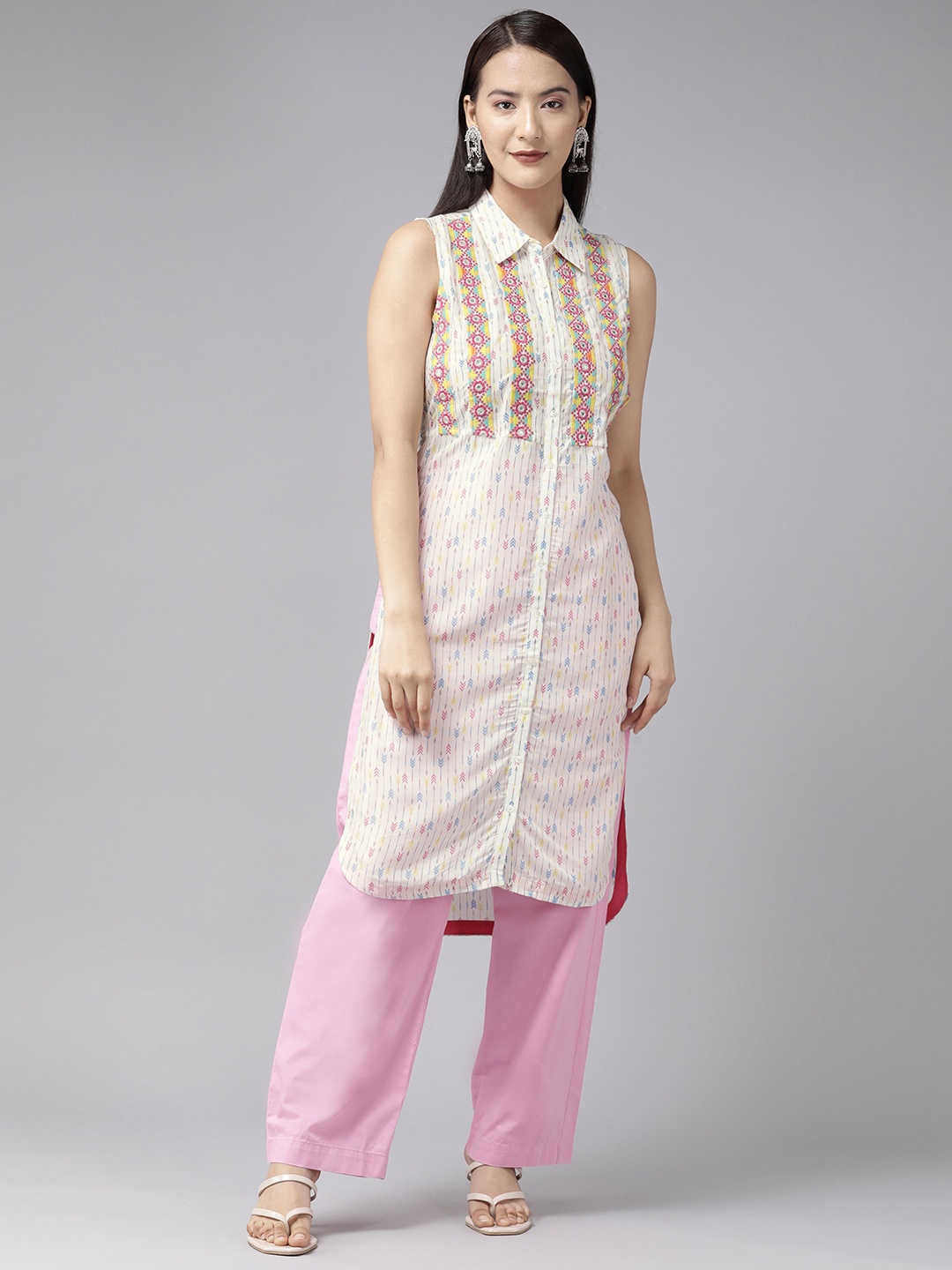 

Aarika Women Geometric Printed Mirror Work Kurta, Cream