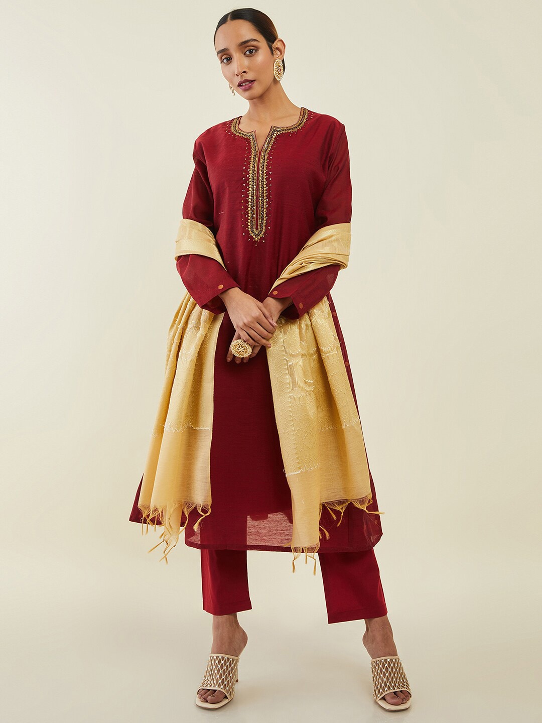 

Soch Women Beads and Stones Straight Kurta with Trousers & Dupatta, Maroon