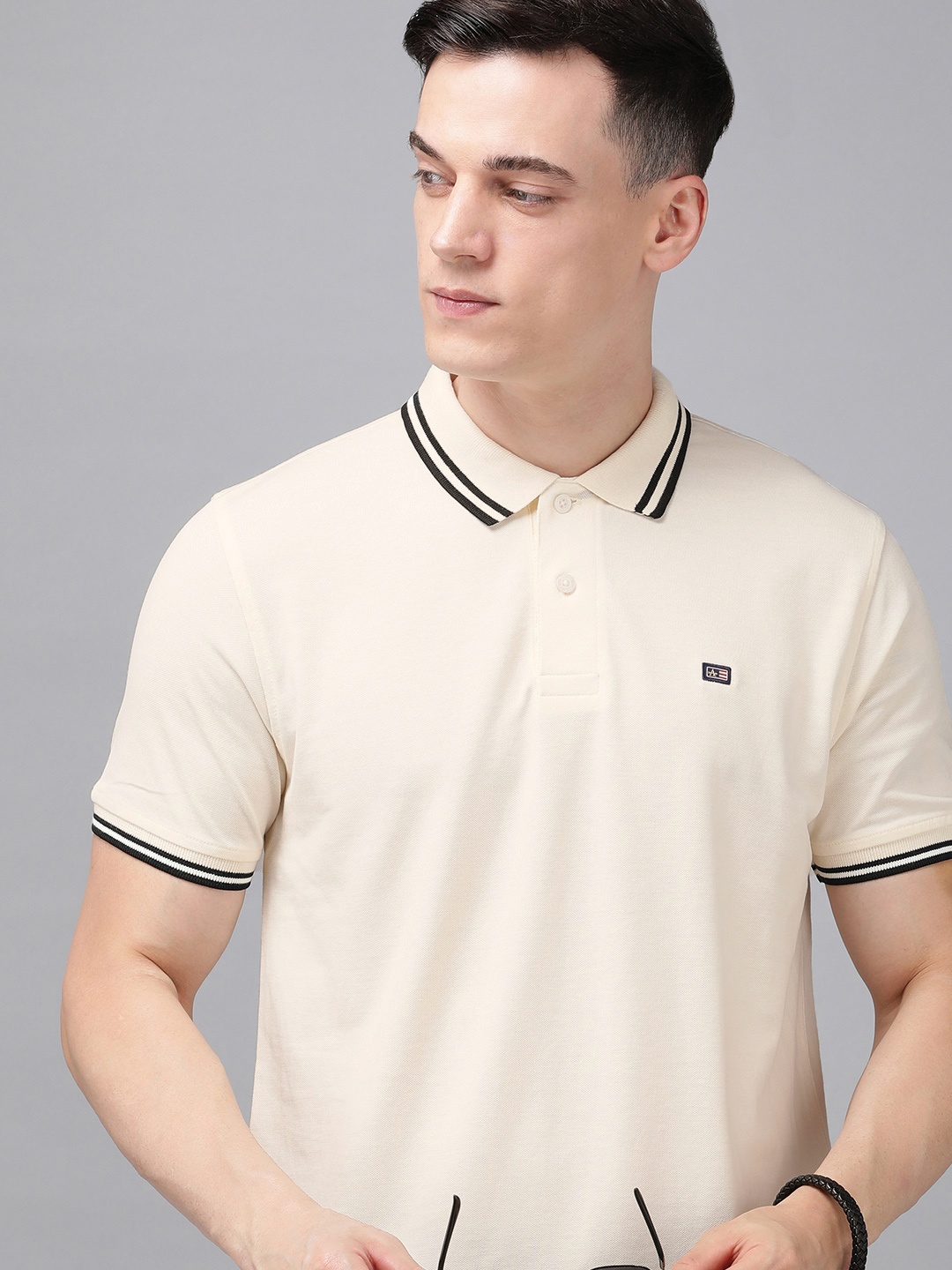 

Arrow Polo Collar T-shirt, Off white