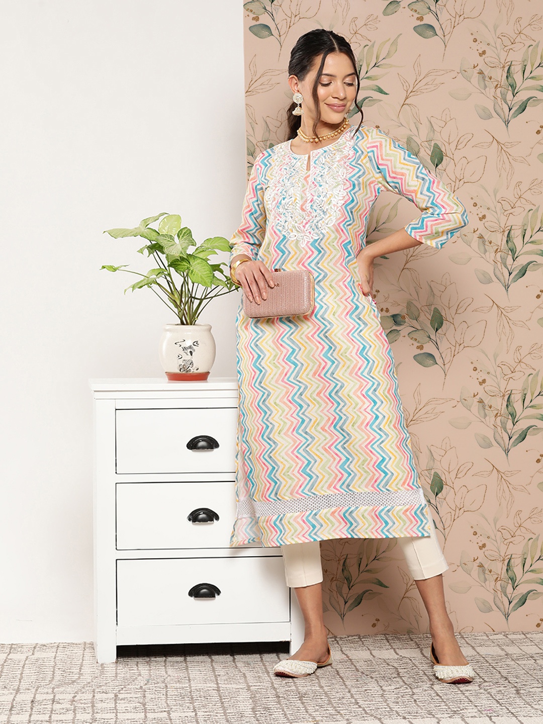 

Varanga Chevron Printed Thread Work Pastels Kurta, Off white