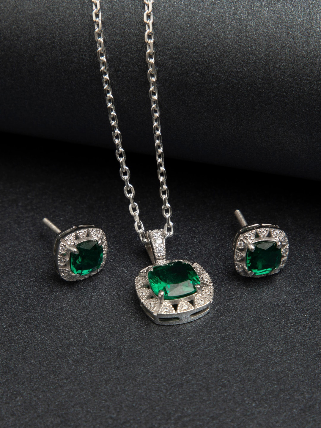 

Clara Women 925 Sterling Silver & Rhodium-Plated CZ Stone-Studded Jewellery Set, Green