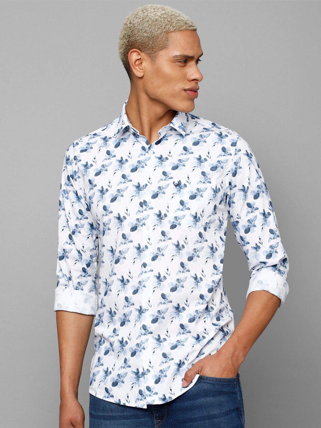 

Allen Solly Men Floral Printed Slim Fit Casual Pure Cotton Shirt, White