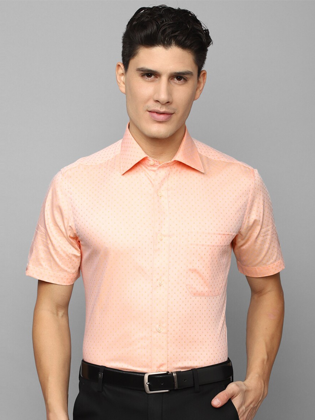 

Louis Philippe Men Geometric Printed Formal Cotton Shirt, Peach