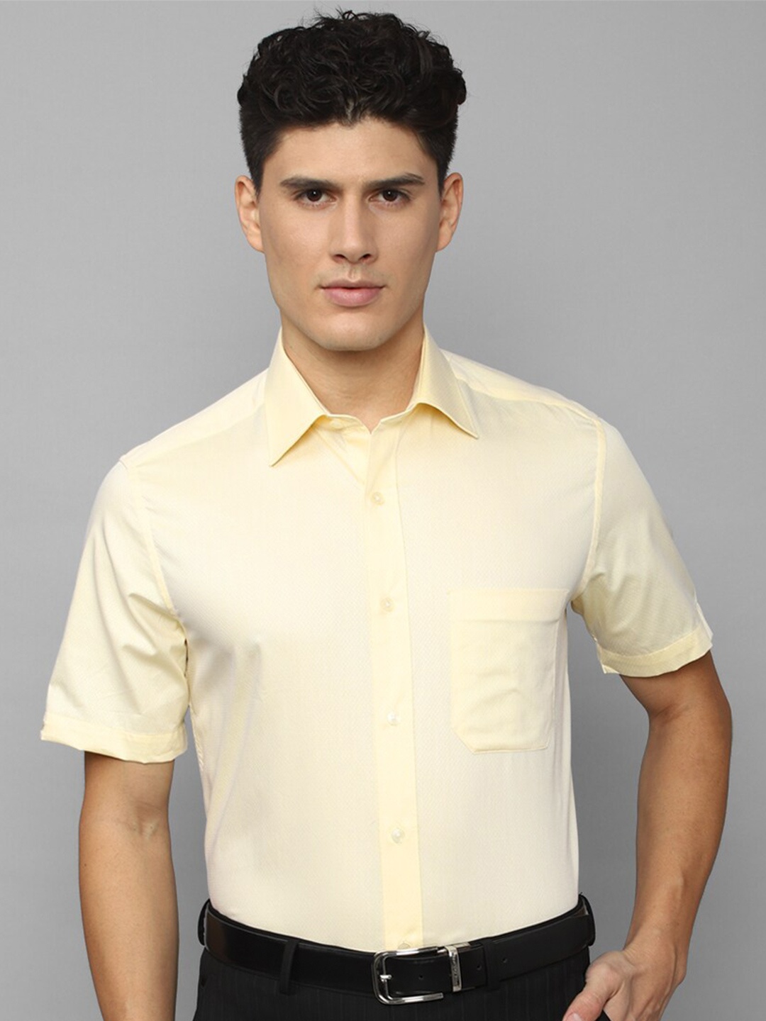 

Louis Philippe Men Formal Pure Cotton Shirt, Yellow