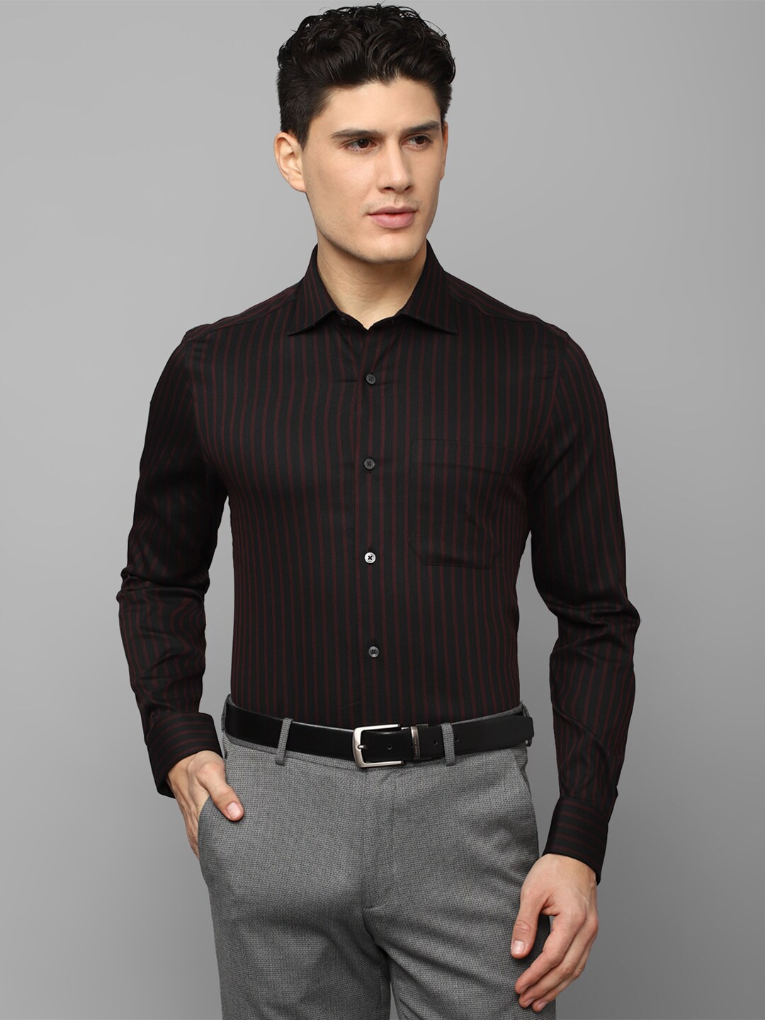 

Louis Philippe Men Vertical Striped Printed Formal Cotton Shirt, Black