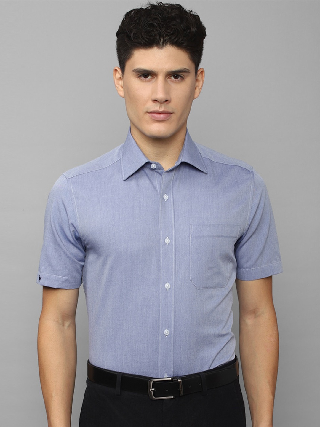 

Louis Philippe Men Spread Collar Formal Shirt, Blue