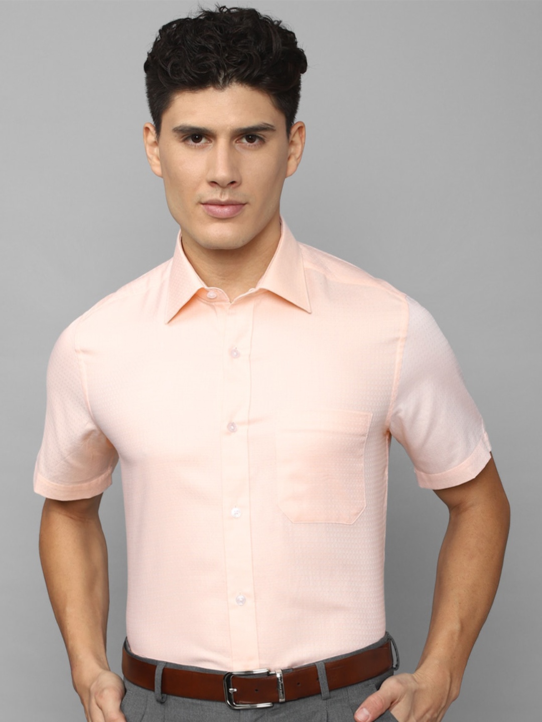 

Louis Philippe Men Printed Formal Cotton Shirt, Peach