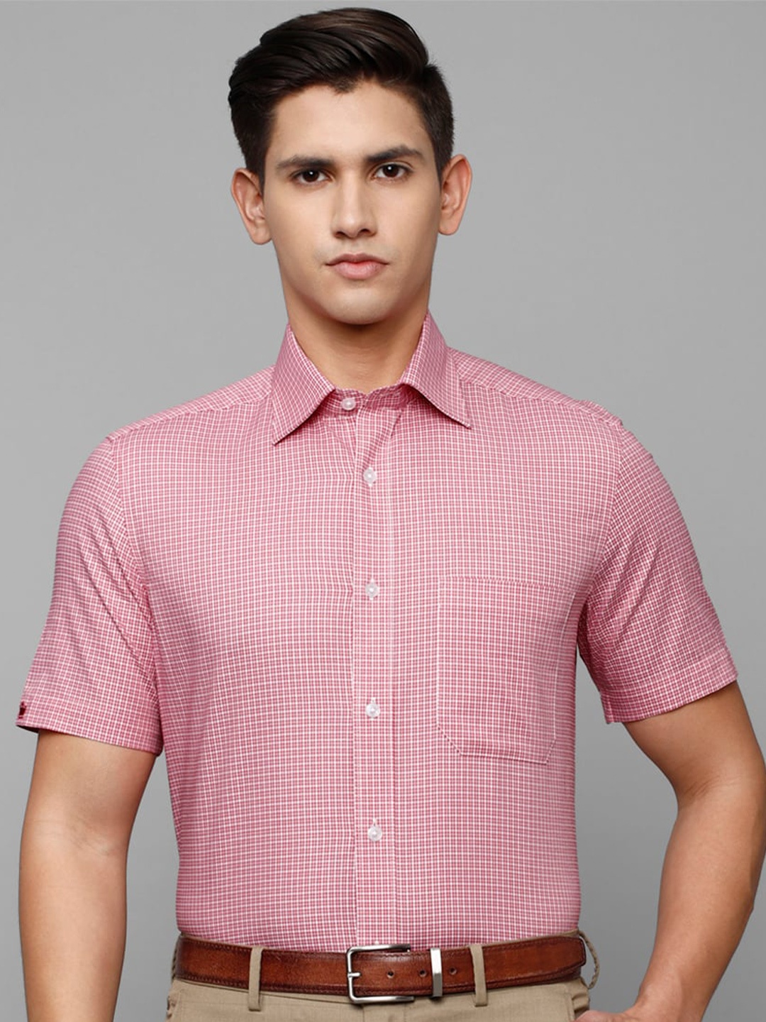 

Louis Philippe Men Checked Formal Cotton Shirt, Pink