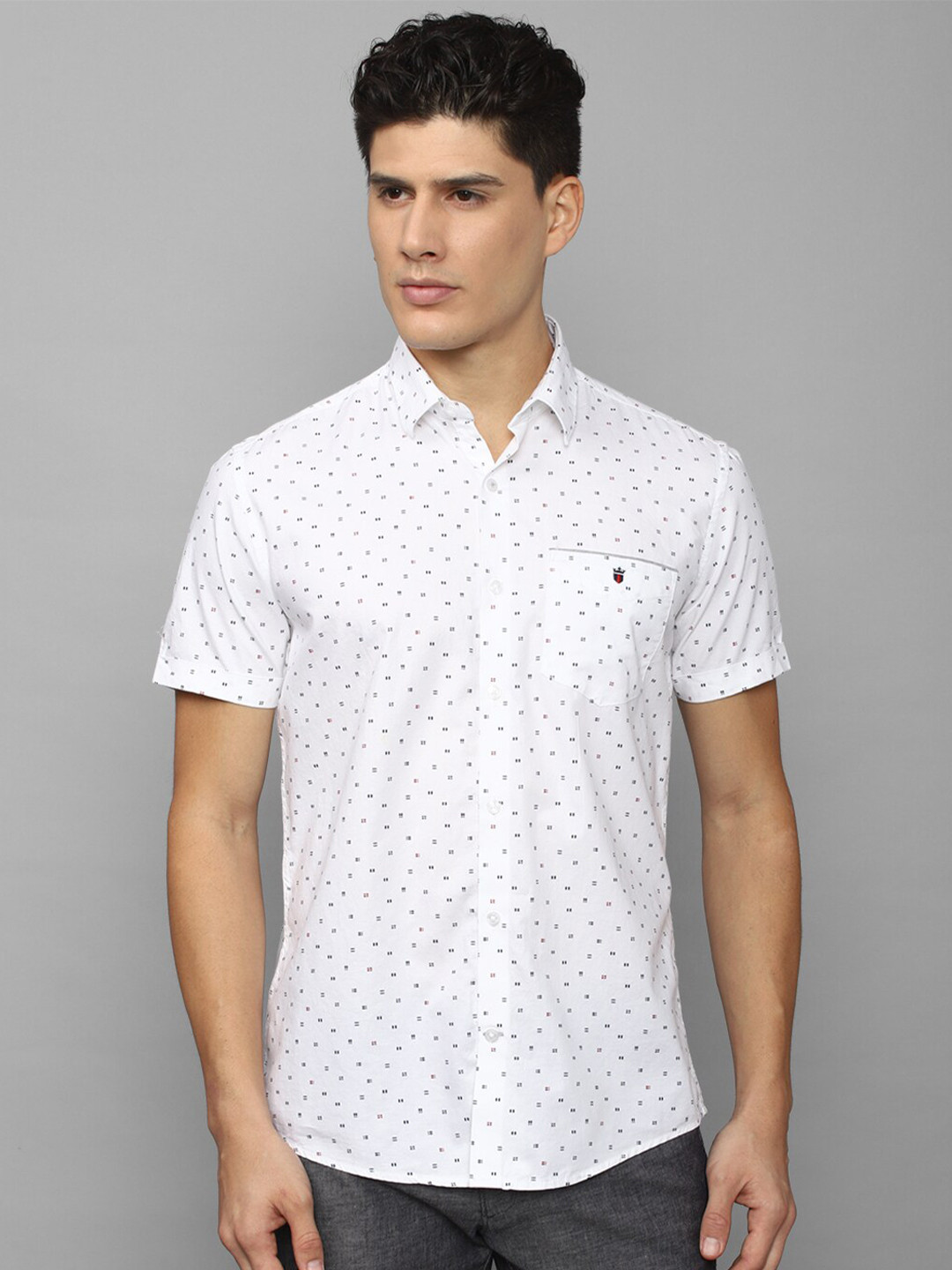 

Louis Philippe Sport Men Slim Fit Printed Casual Pure Cotton Shirt, White