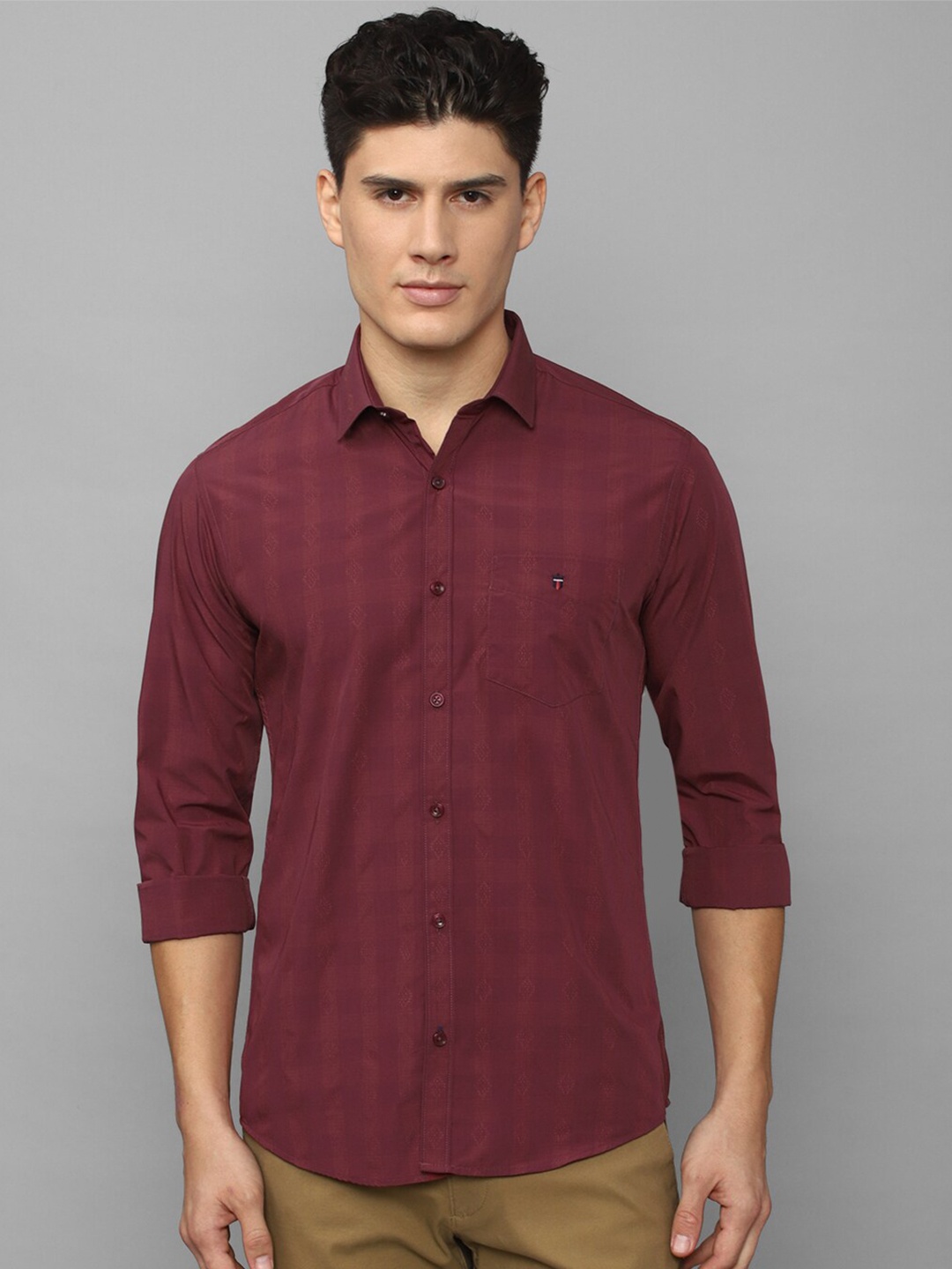 

Louis Philippe Sport Men Checked Slim Fit Casual Shirt, Maroon