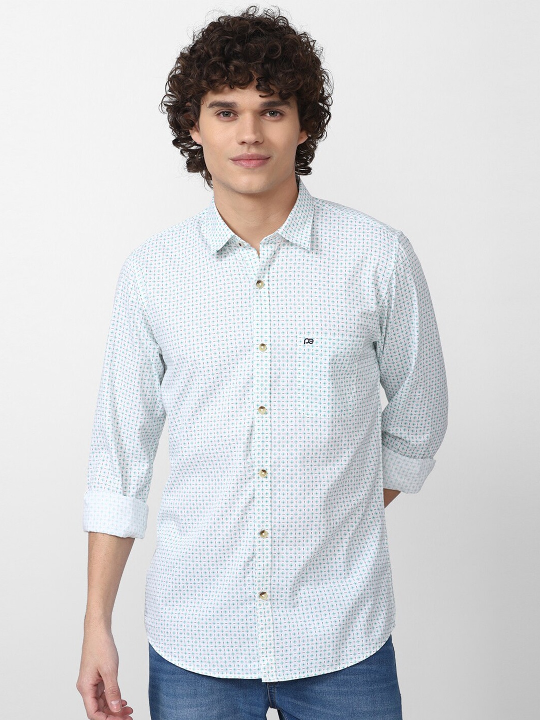 

Peter England Casuals Men Printed Slim Fit Cotton Shirt, White