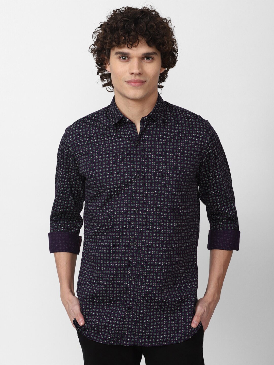 

Peter England Casuals Men Micro Ditsy Printed Slim Fit Cotton Shirt, Black