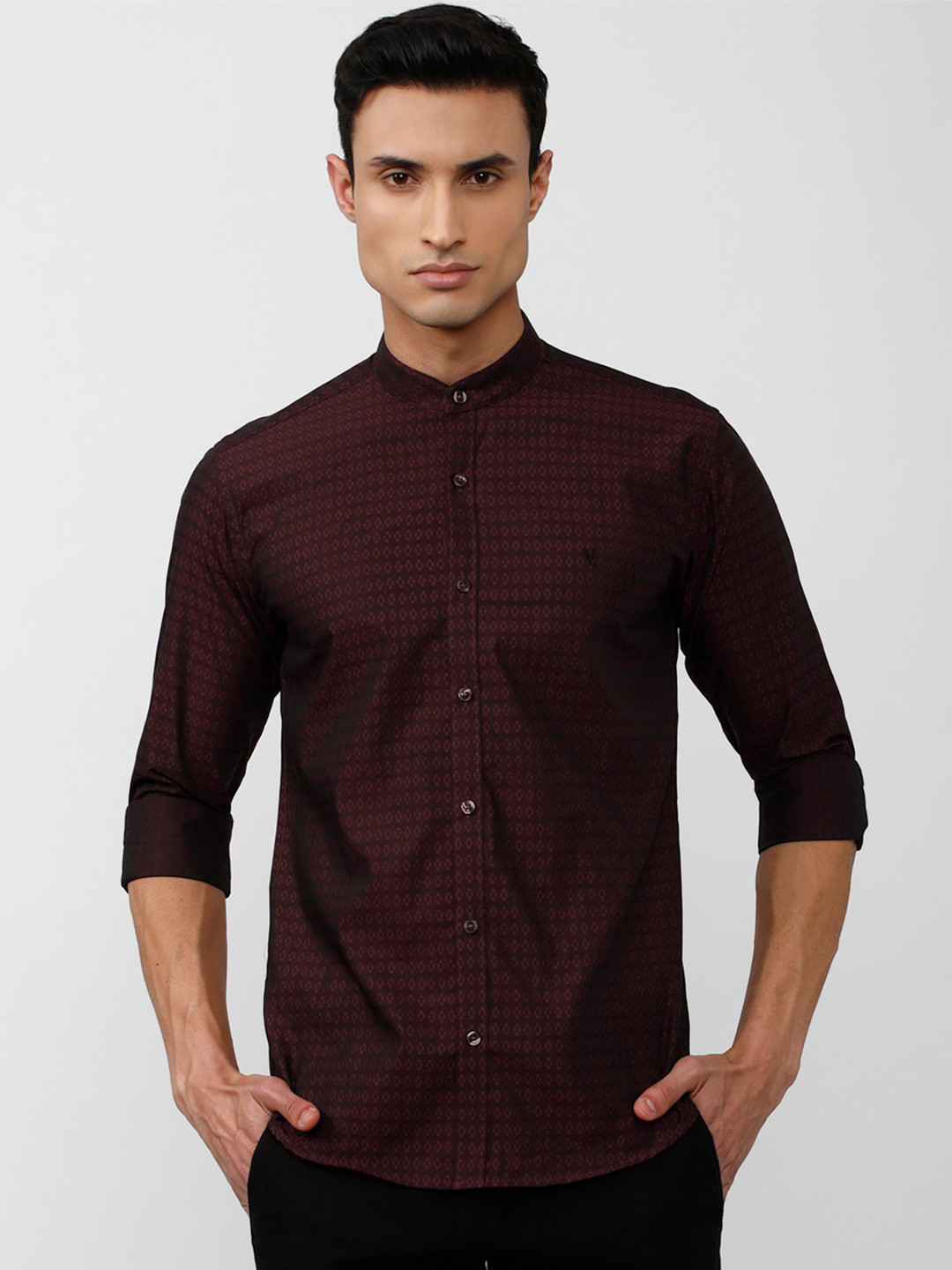 

V Dot Men Slim Fit Mandarin Collar Casual Pure Cotton Shirt, Brown