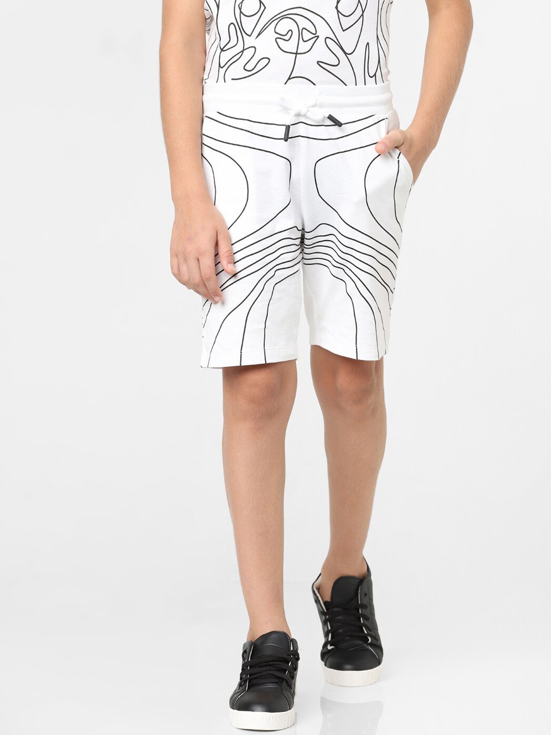 

Jack & Jones Junior Boys Abstract Printed Cotton Regular Fit Shorts, White